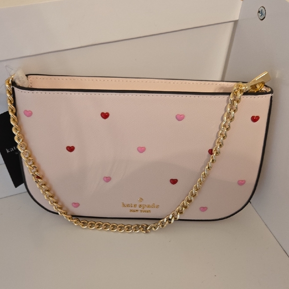 kate spade Handbags - Kate Spade Pink Heart Chain Shoulder Bag with Gold Hardware Nwt